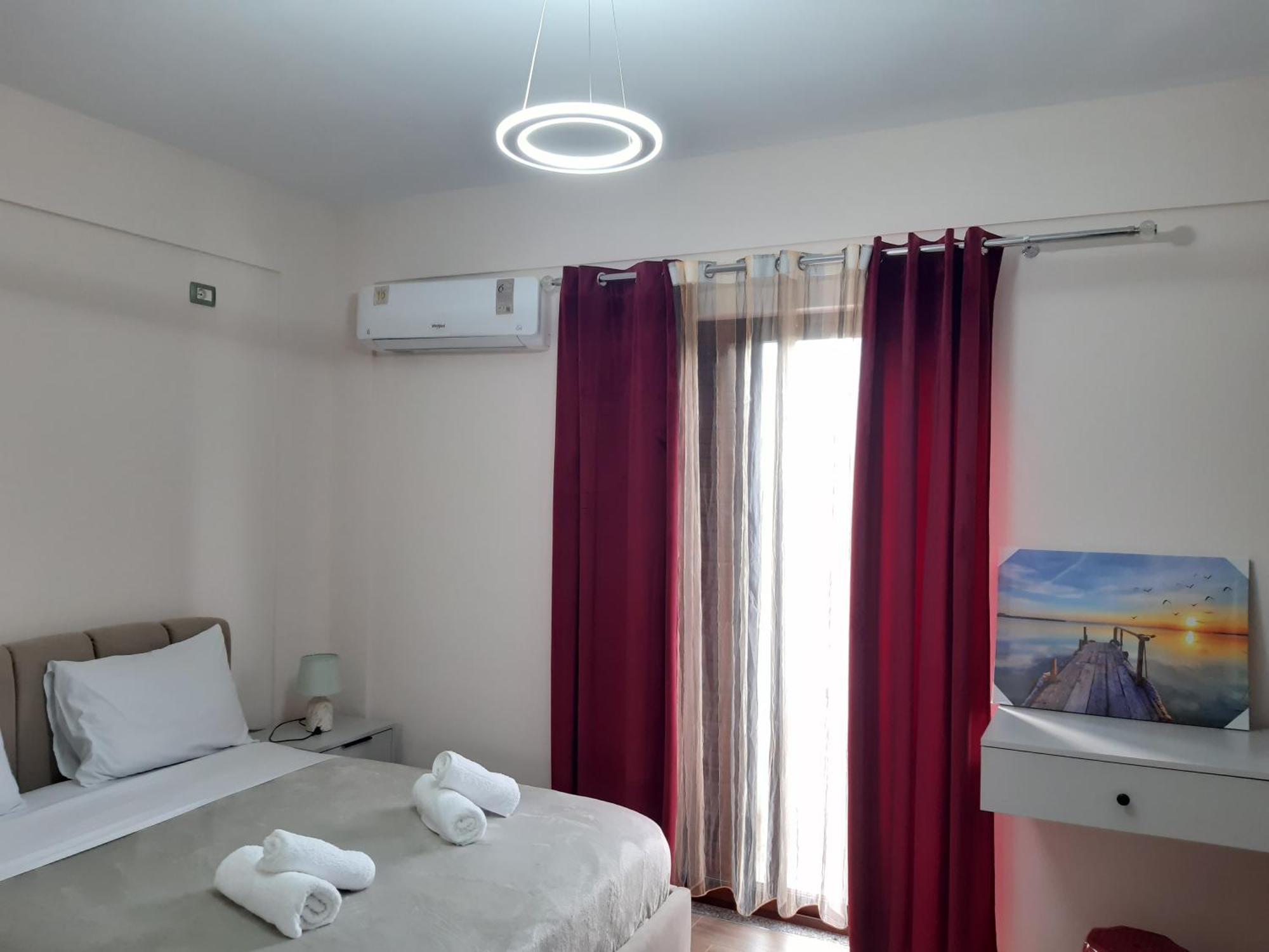 Villa Ari Берат Екстериор снимка