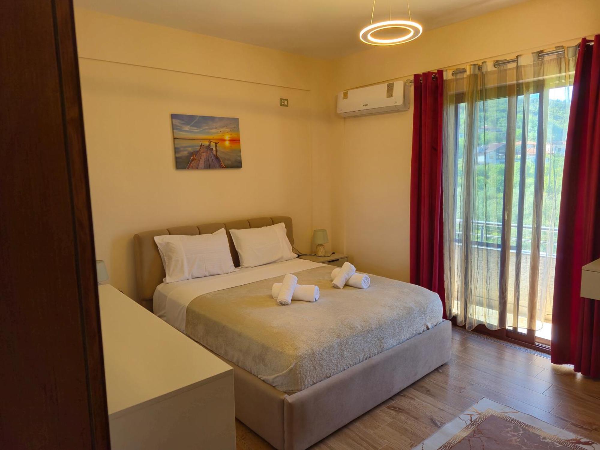 Villa Ari Берат Екстериор снимка