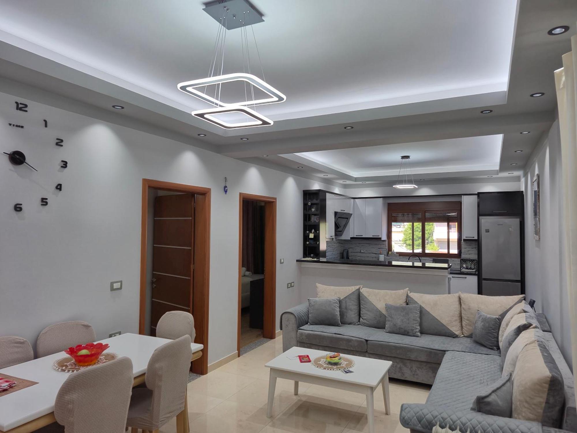 Villa Ari Берат Екстериор снимка